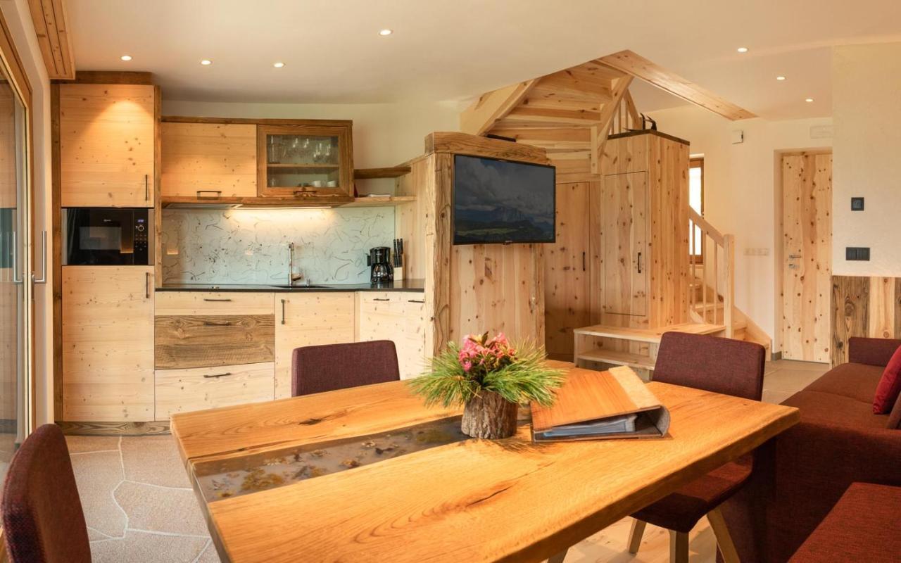 Schweiggerhof -Agriturismo- Farm Holidays Villandro Kültér fotó