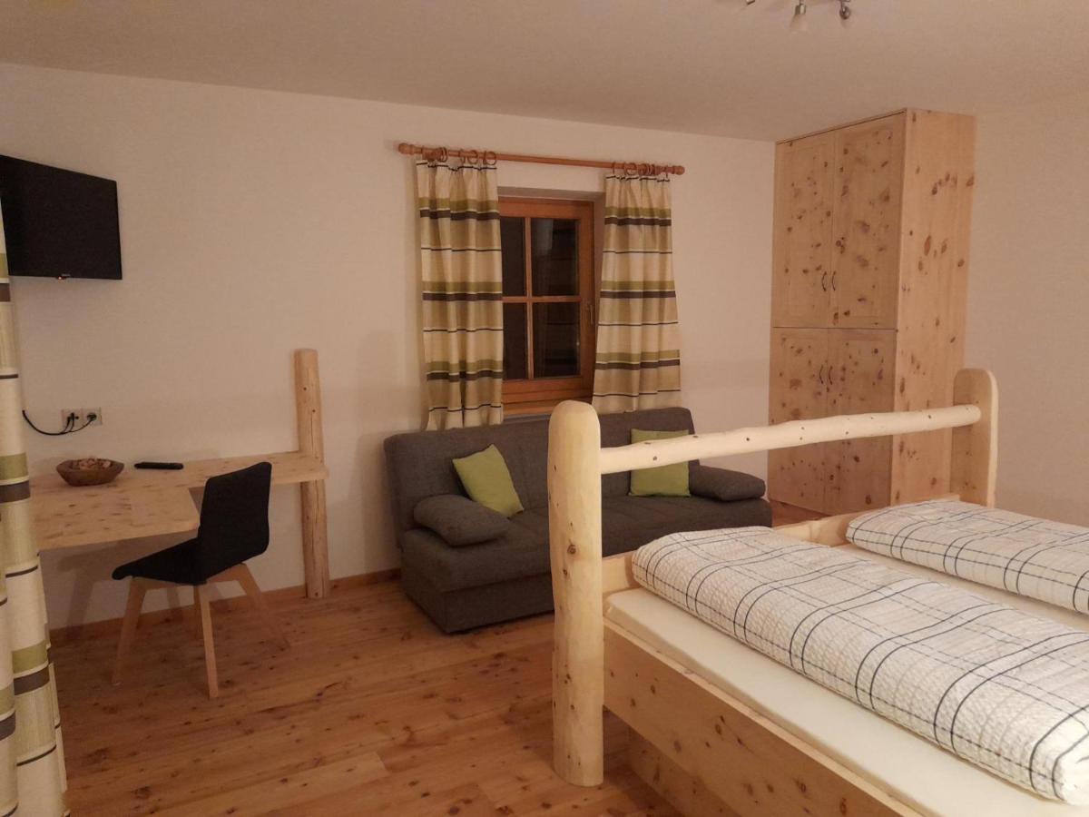 Schweiggerhof -Agriturismo- Farm Holidays Villandro Kültér fotó