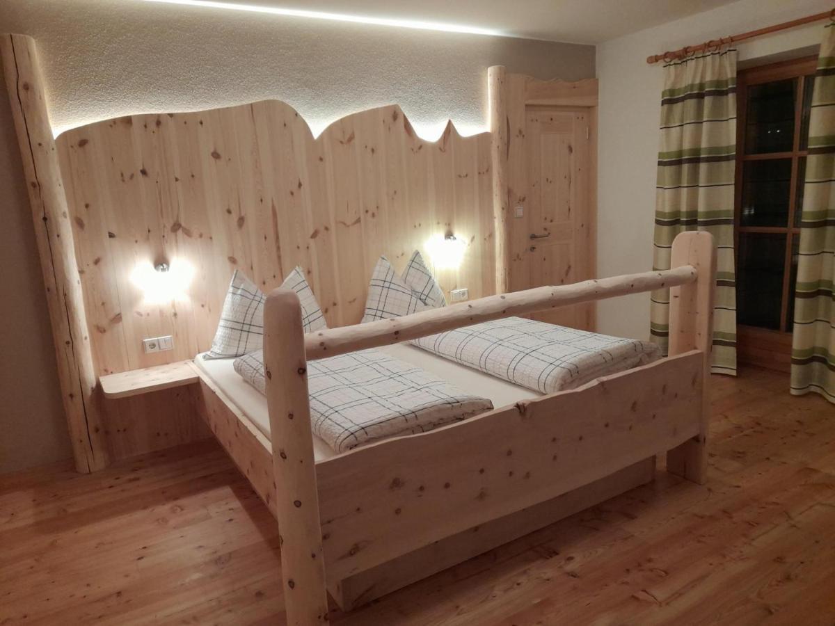 Schweiggerhof -Agriturismo- Farm Holidays Villandro Kültér fotó