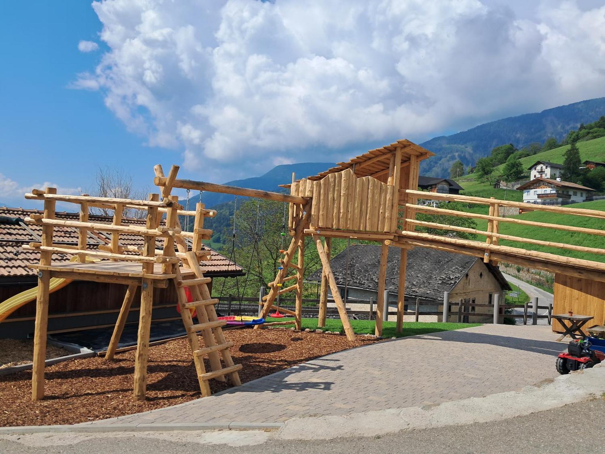 Schweiggerhof -Agriturismo- Farm Holidays Villandro Kültér fotó